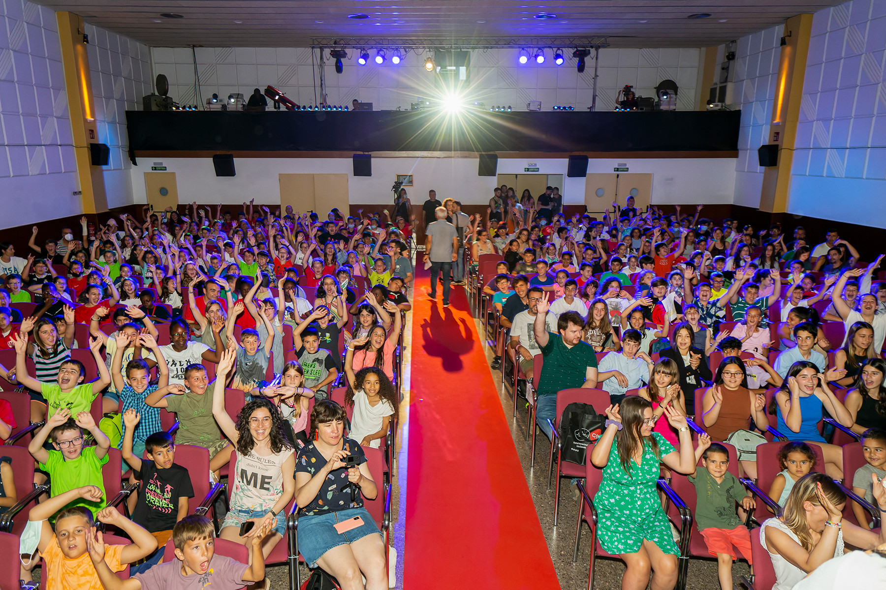 Les nenes i els nens de primària, espectadors al FIC-CAT 